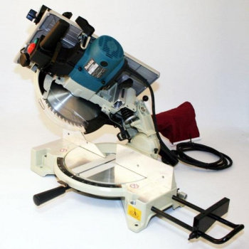 Торцовочная пила Makita LH1040