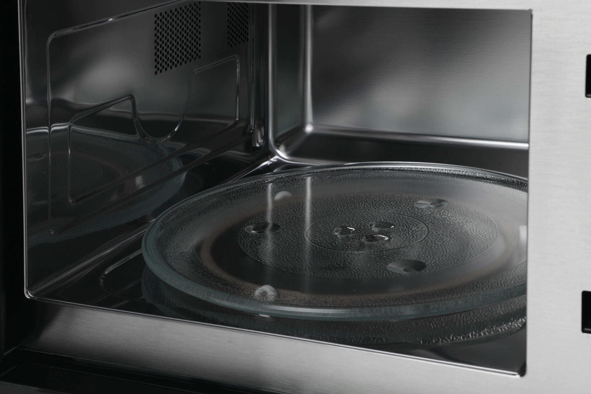 Встраиваемая микроволновая печь Gorenje BM251SG2BG черный