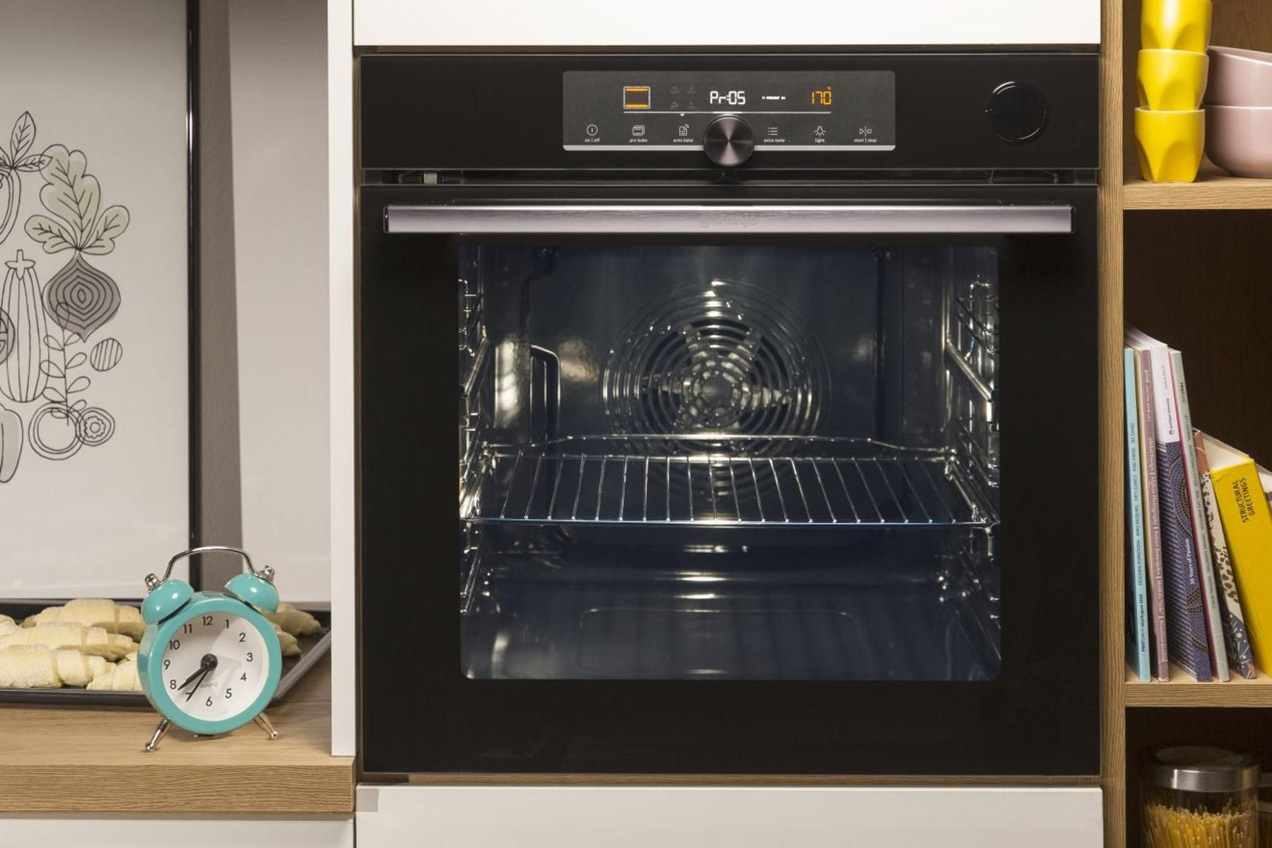 Духовой шкаф Gorenje BOS6737E06B черный