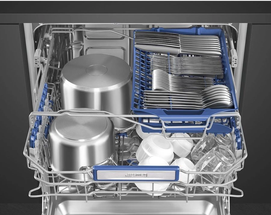Посудомоечная машина Smeg STL323BQLH черный