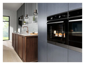 Духовой шкаф Electrolux EOD5C50Z черный