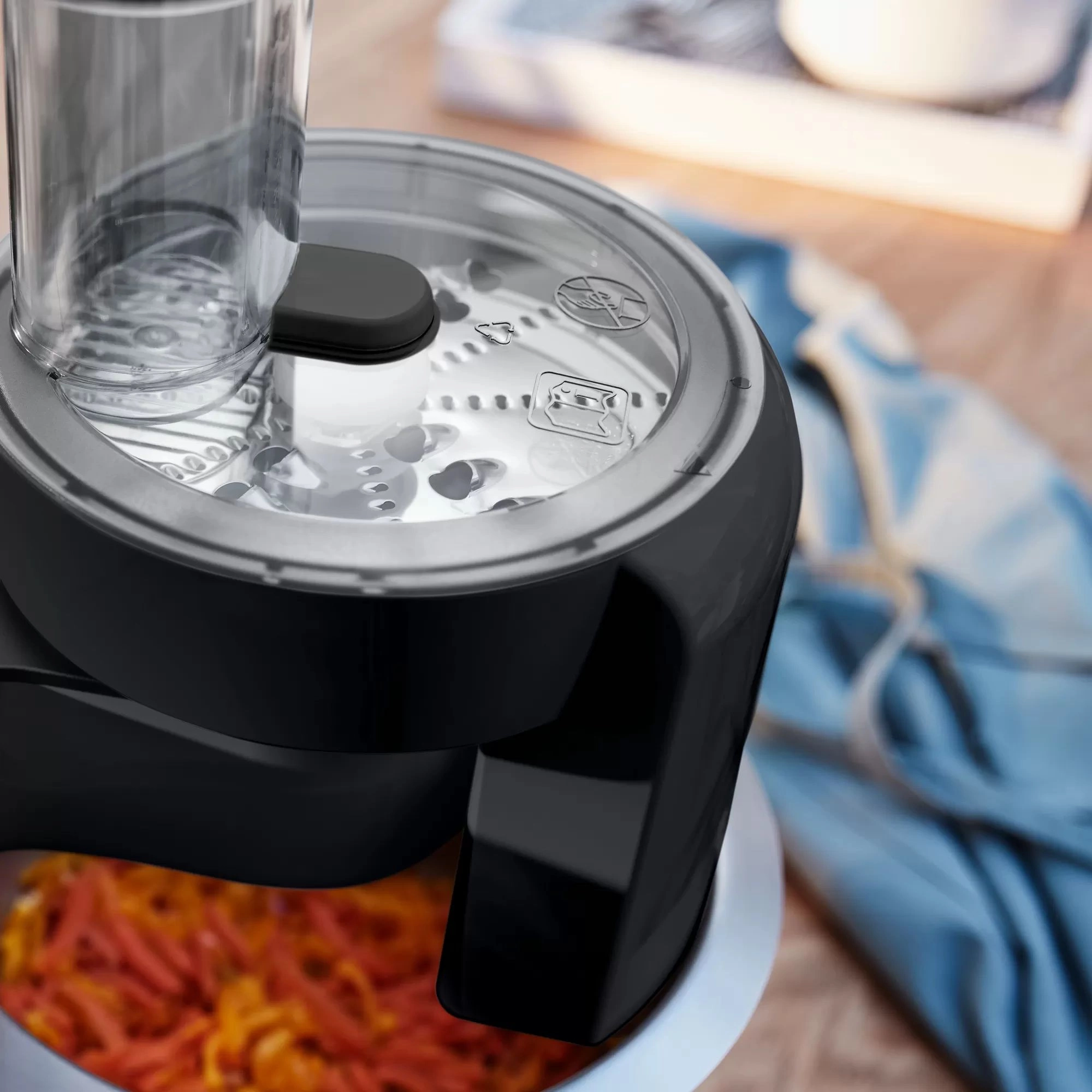 Кухонная машина Bosch Mum Serie 2 MUMS2EB01 черный/серебристый