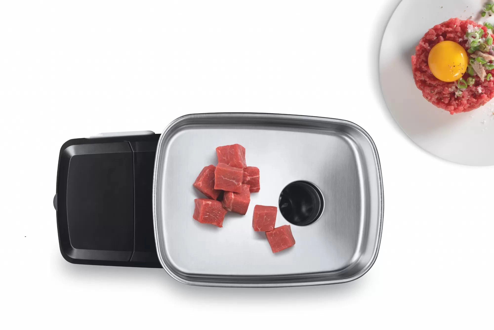 Мясорубка Bosch MFW68640 серебристый/черный