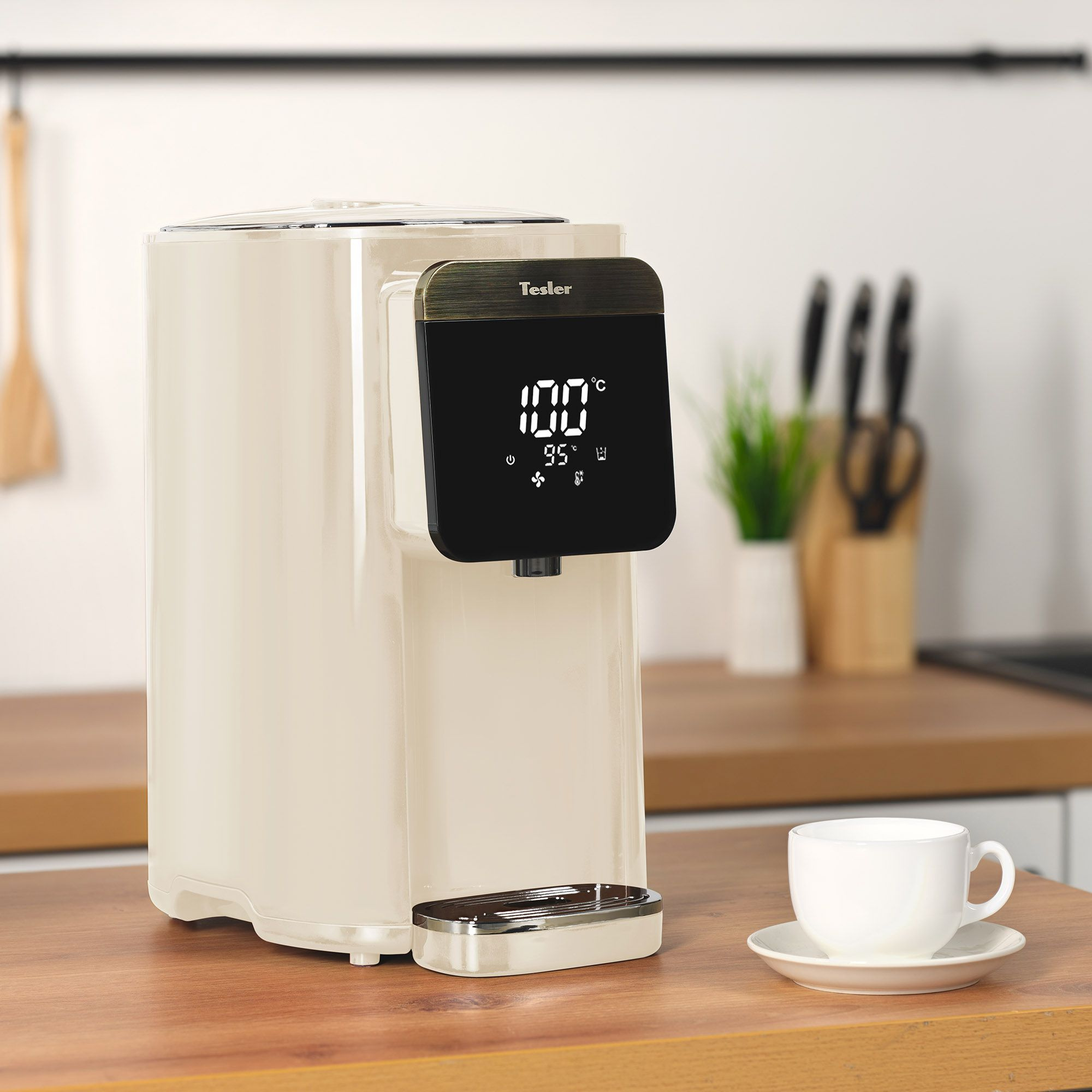 Термопот Tesler TP-5045 бежевый (TP-5045 BEIGE)
