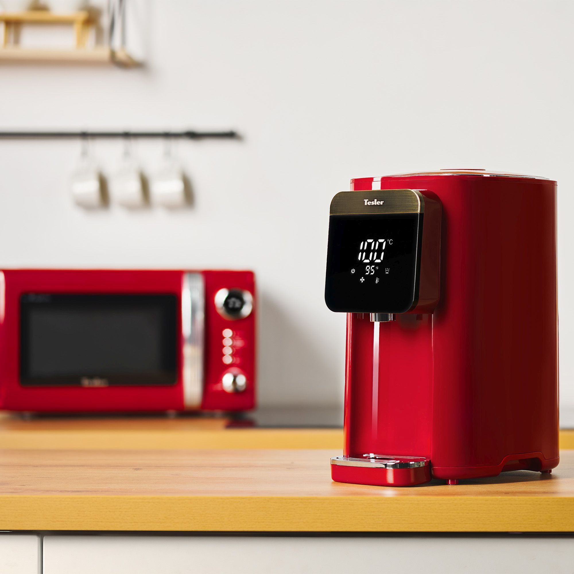 Термопот Tesler TP-5045 красный (TP-5045 RED)
