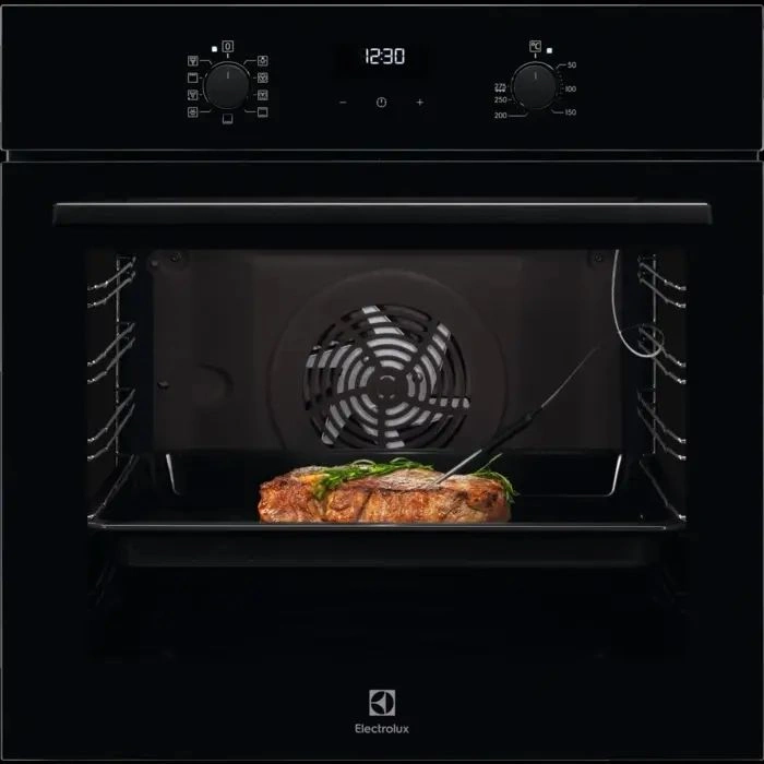 Духовой шкаф Electrolux EOE5C71Z черный