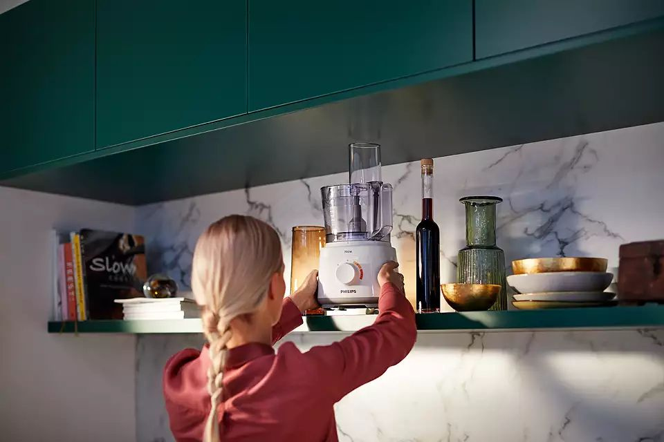 Кухонный комбайн Philips HR7310/00 белый