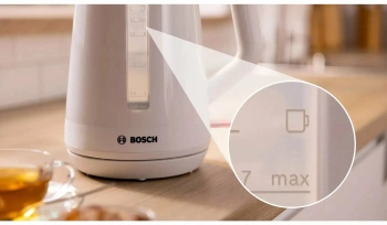 Чайник электрический Bosch TWK1M121 белый, пластик