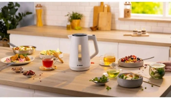Чайник электрический Bosch TWK1M121 белый, пластик