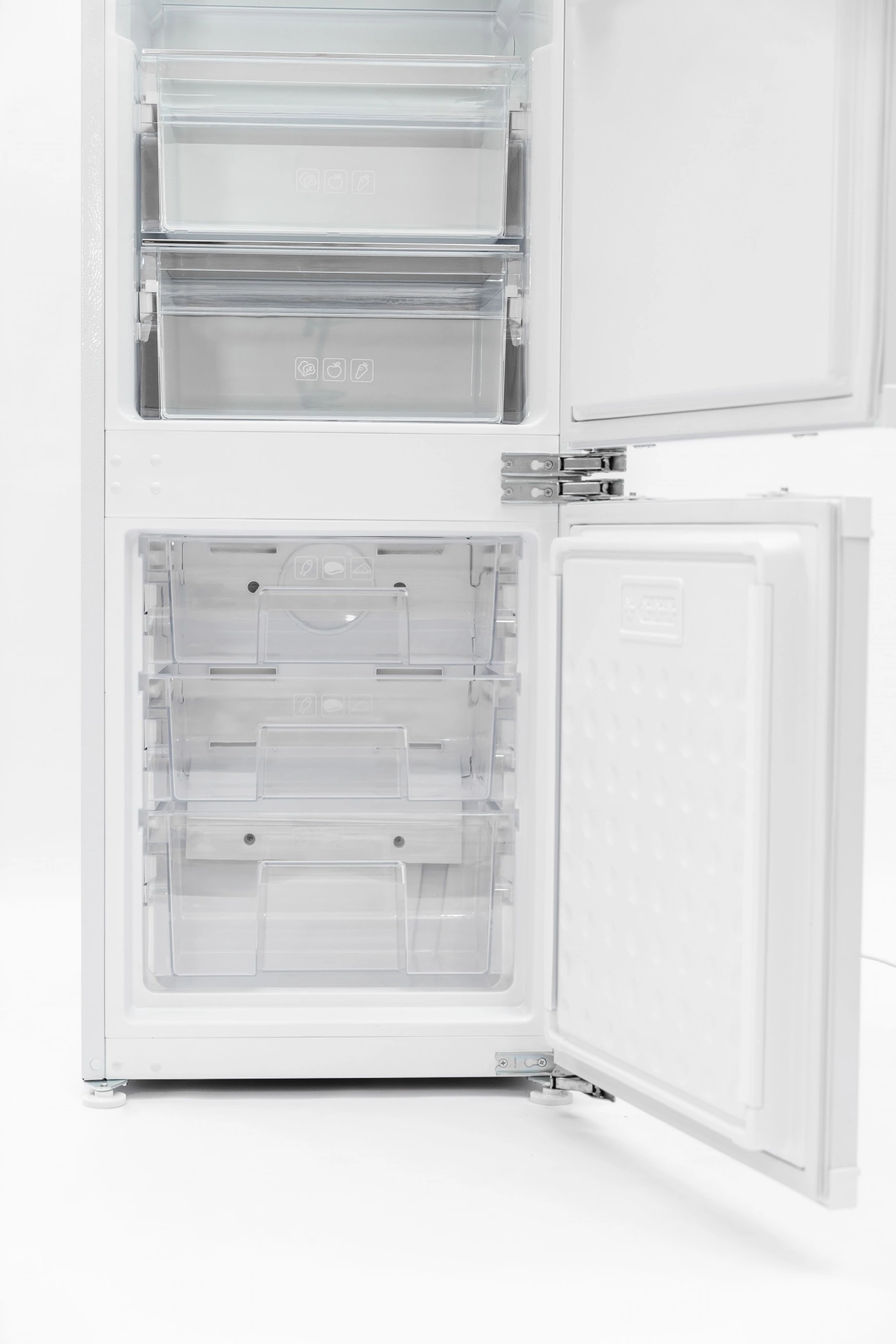 Холодильник Scandilux CNFBI210E белый (ctfbi210e)