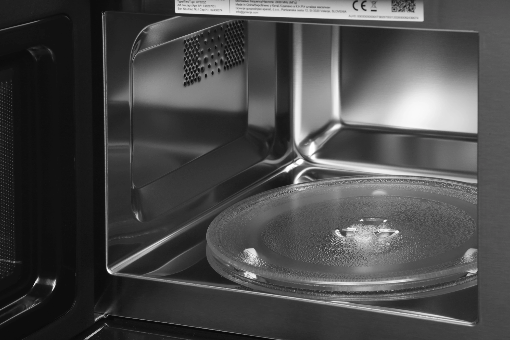 Встраиваемая микроволновая печь Gorenje BM201EG1BG черный