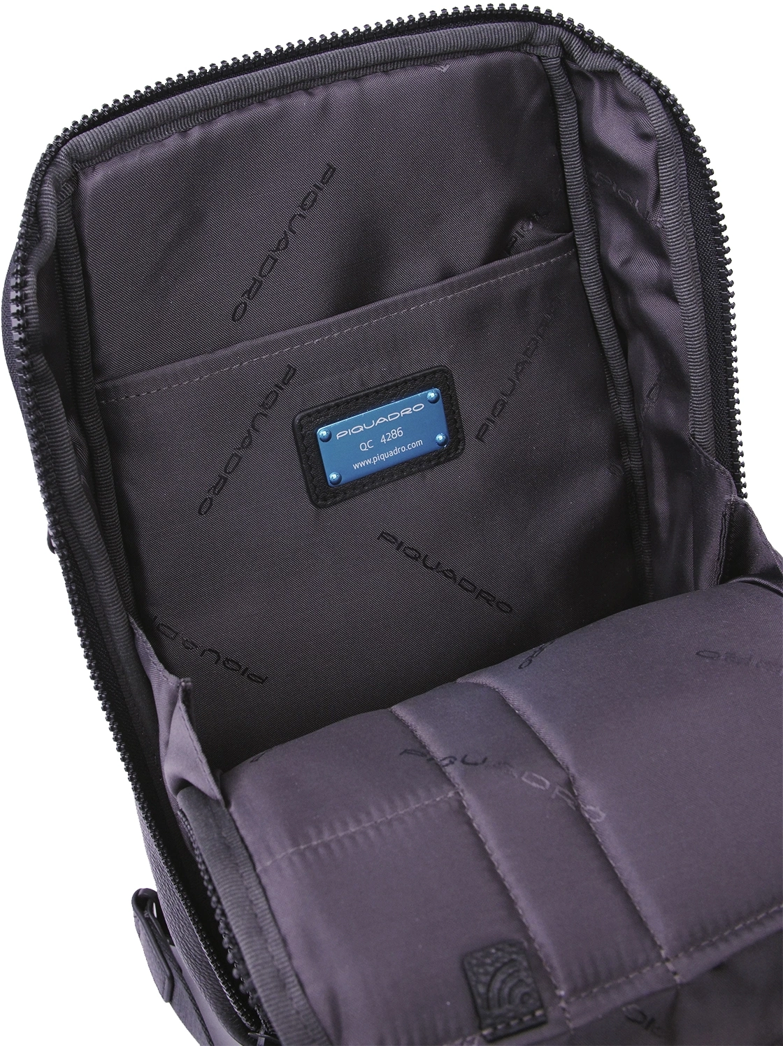 Рюкзак мужской Piquadro Than черный (ca6616s135/n)