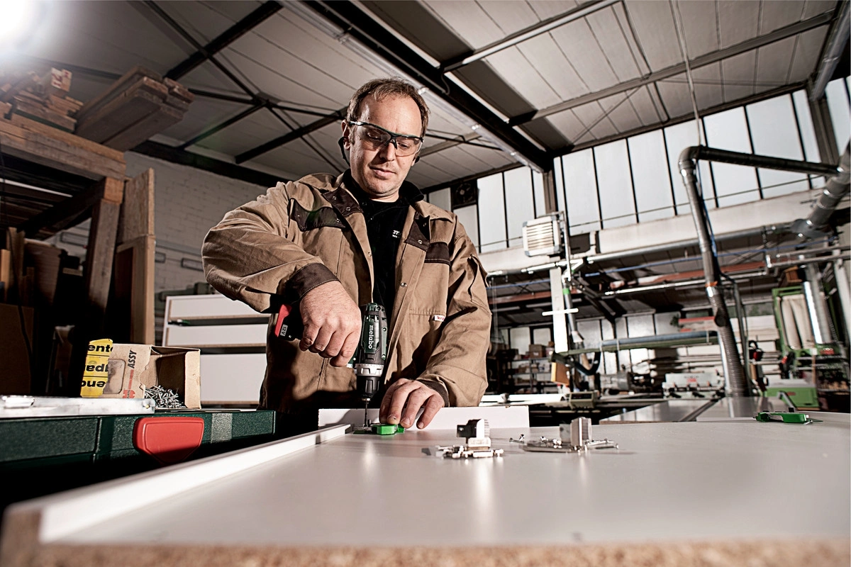Дрель-шуруповерт Metabo Powermaxx BS Basic Set (600080710)