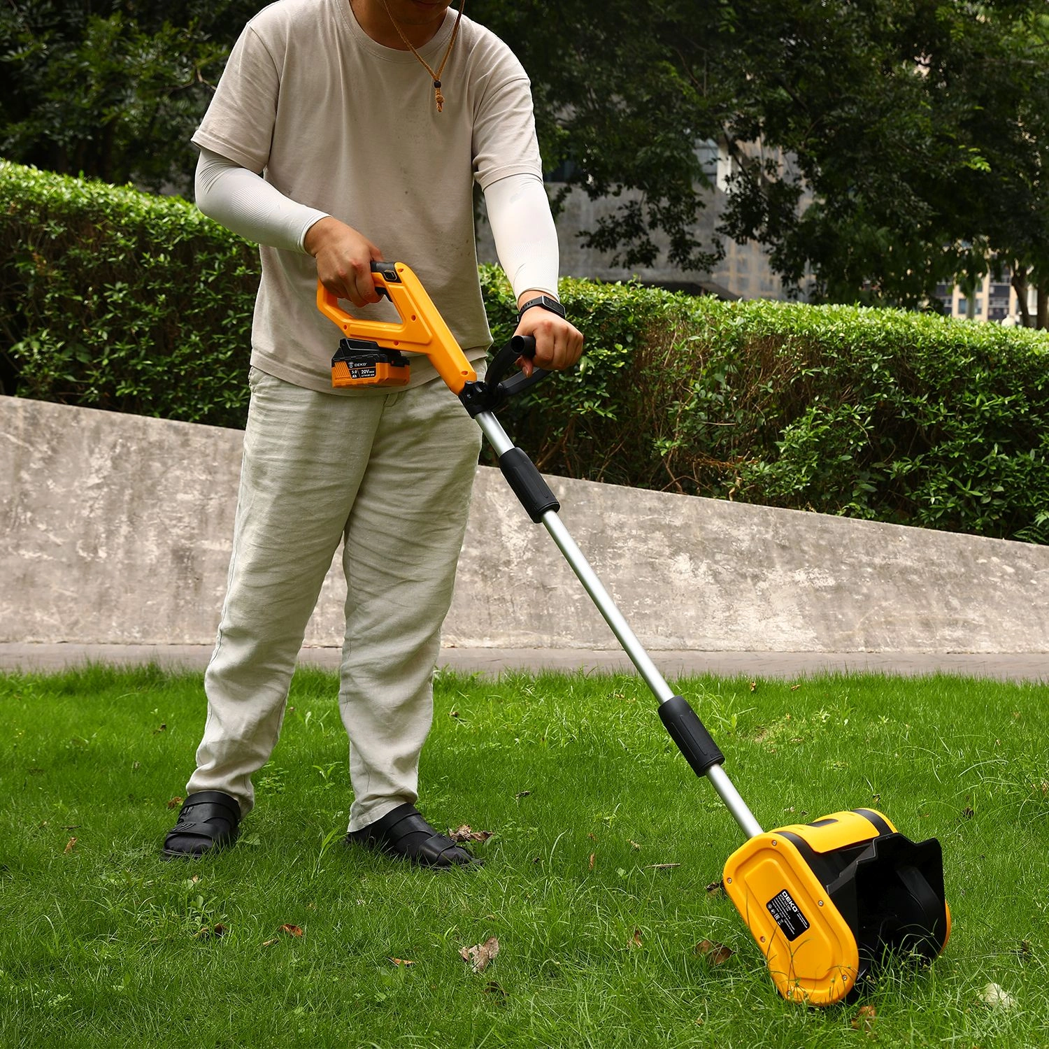 Снегоуборщик Deko ST20 (085-4441)