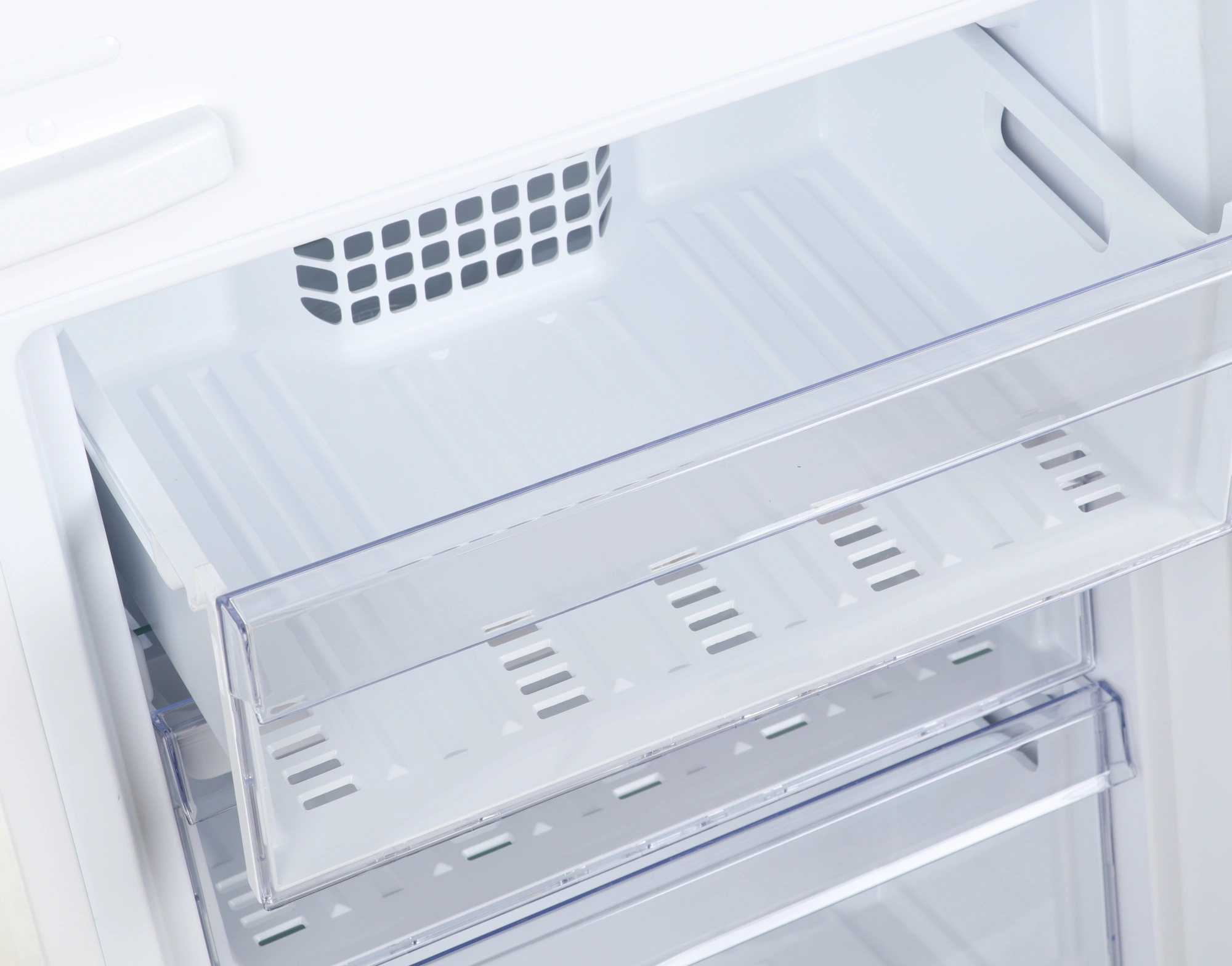 Холодильник Beko Diffusion BCHA2752S белый (7519520027)