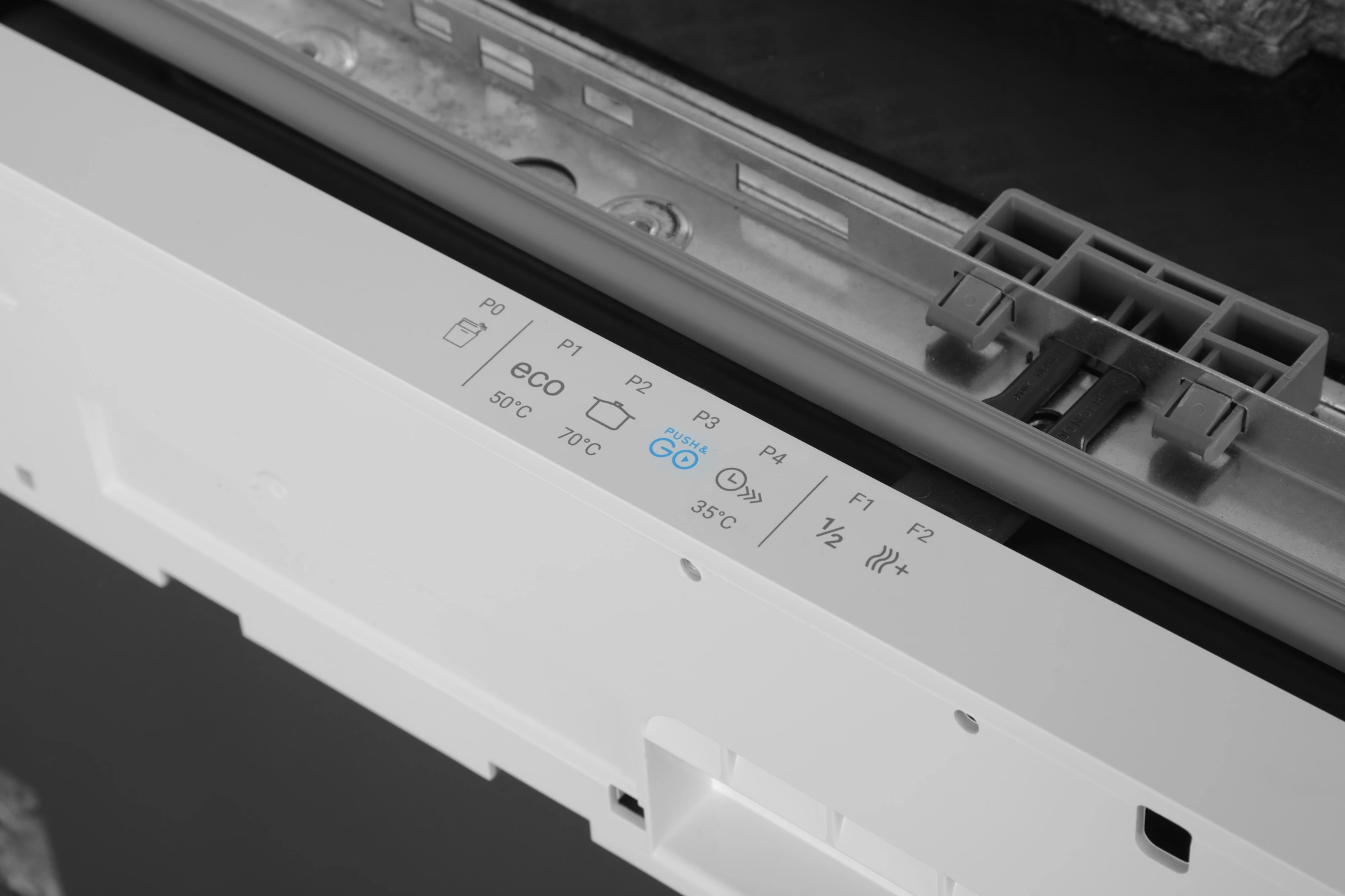 Посудомоечная машина Indesit DI 3C49 B (869894000040)