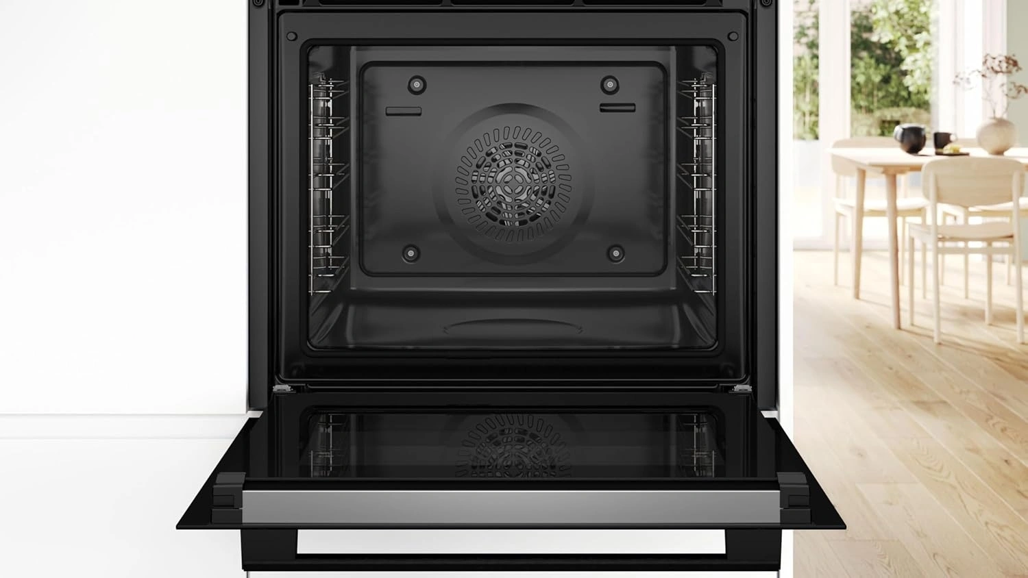 Духовой шкаф Bosch HBG578BB3 черный