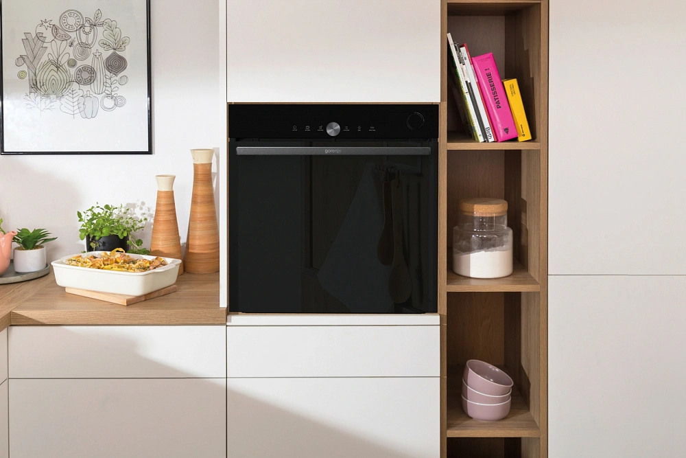 Духовой шкаф Gorenje BSA6747DGWI черный