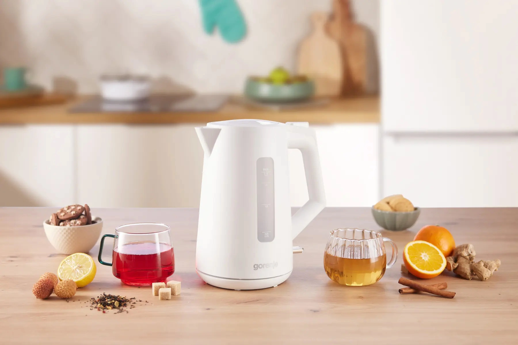 Чайник электрический Gorenje K17OPW белый, пластик