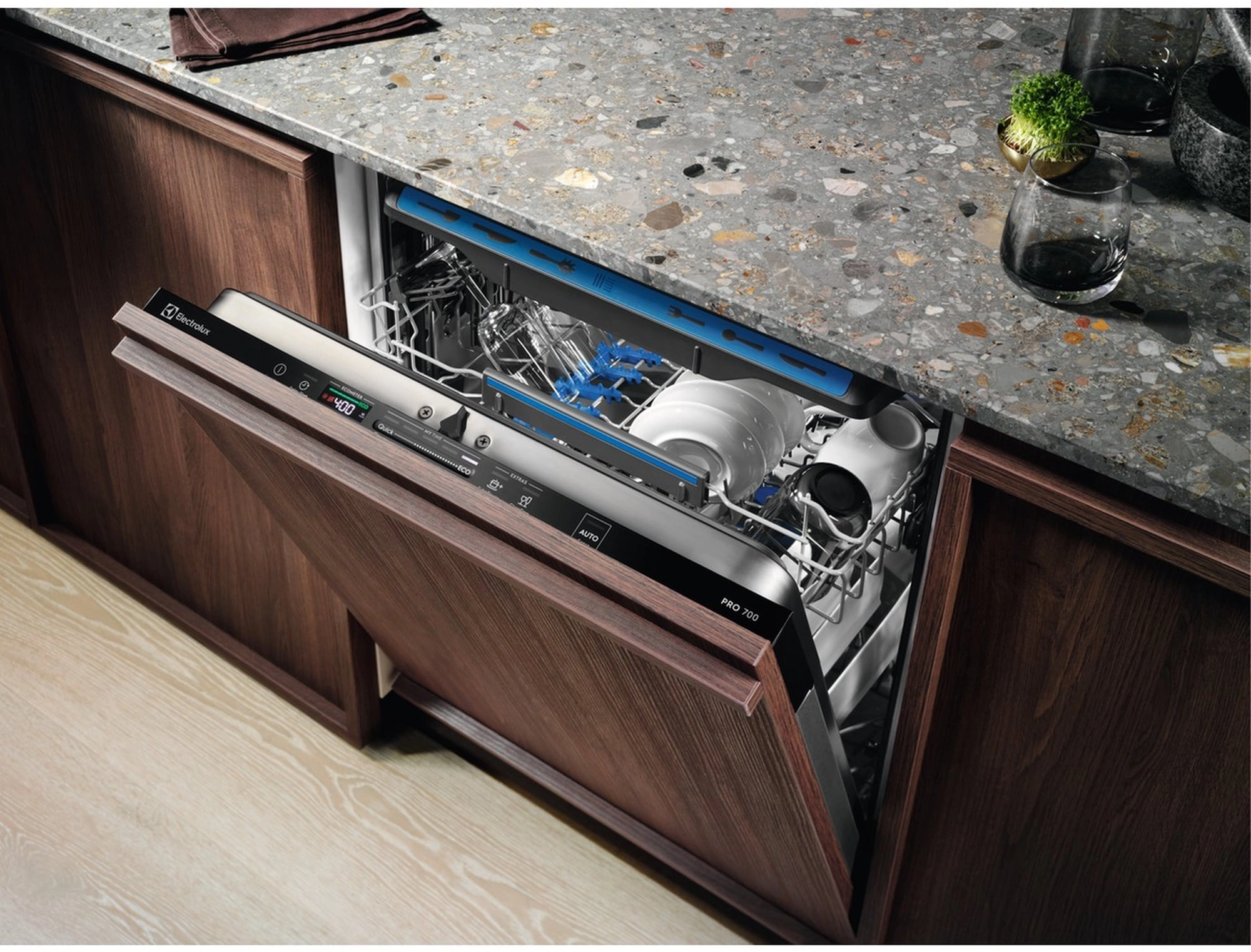 Посудомоечная машина Electrolux EES48401L серебристый